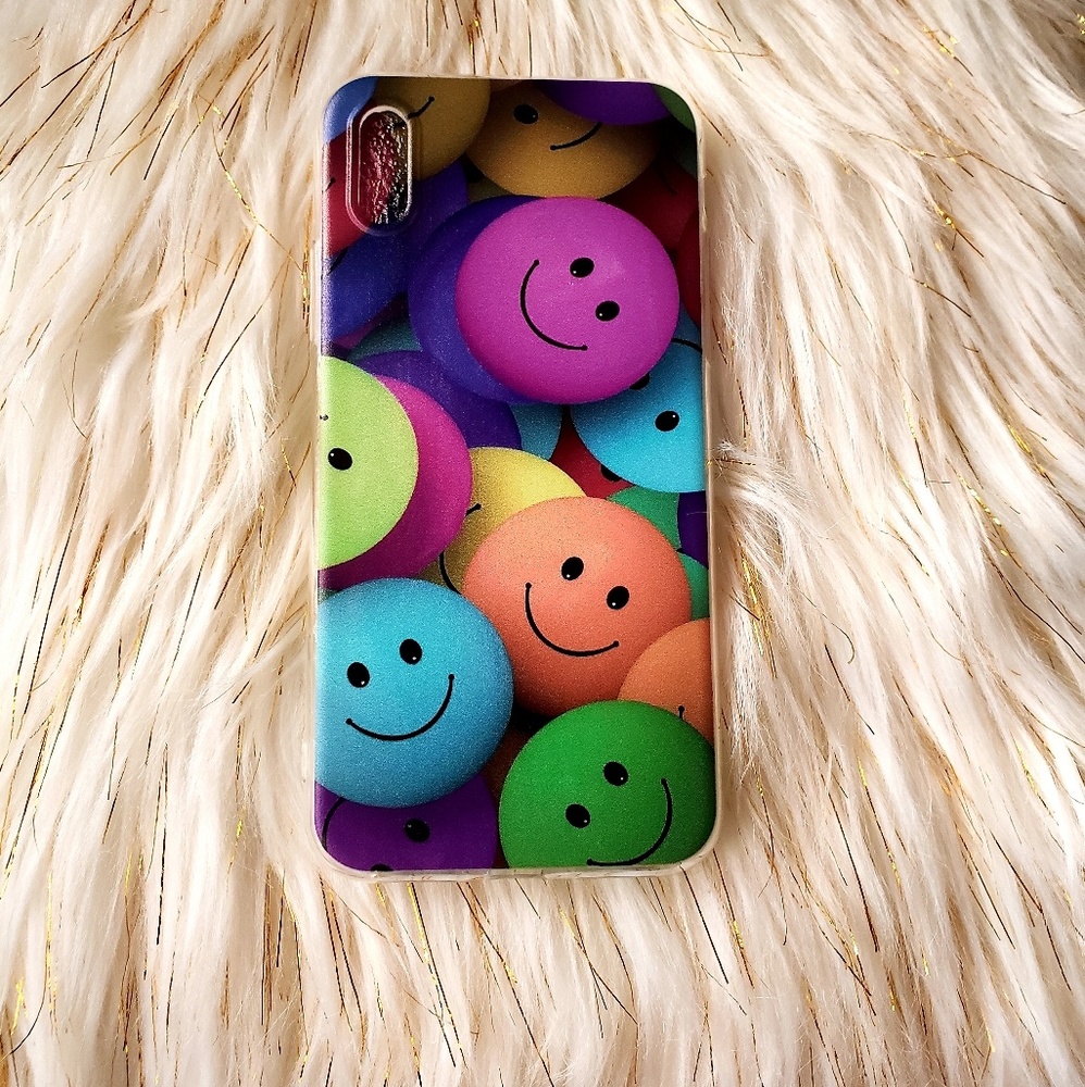 EMOJIS IPHONE CASE